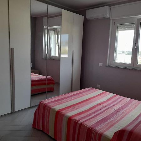 Appartamento Al Primo Piano Margherita Sabaudia Exterior foto