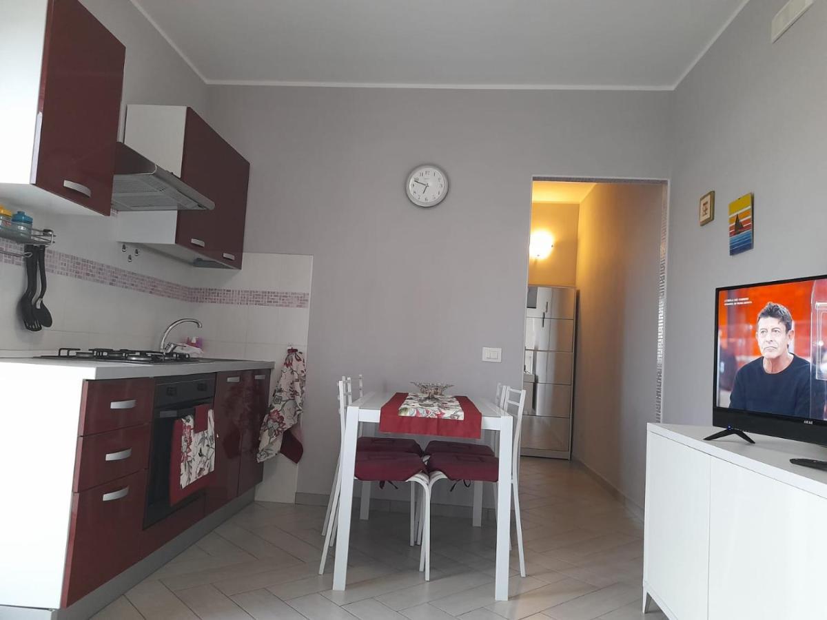 Appartamento Al Primo Piano Margherita Sabaudia Exterior foto